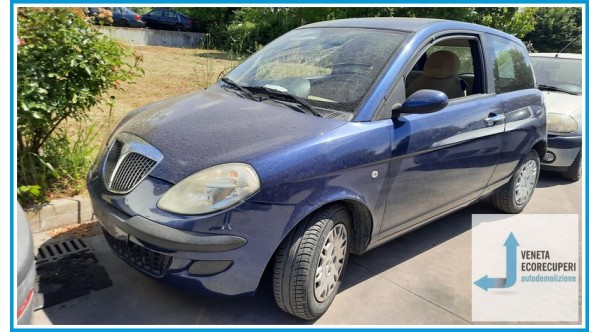 LANCIA YPSILON TE del 2004 parti usate e ricambi
