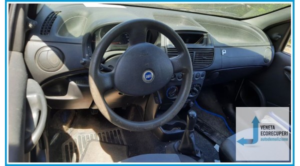 FIAT PUNTO 2U del 2005 parti usate e ricambi