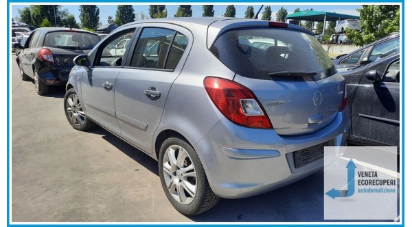 OPEL CORSA S07 del 2007 parti usate e ricambi