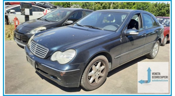 MERCEDES-BENZ Classe C W/S203 del 2001 parti usate e ricambi