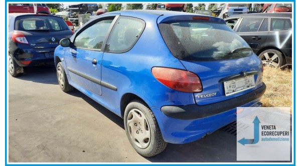 PEUGEOT 206  del 2001 parti usate e ricambi