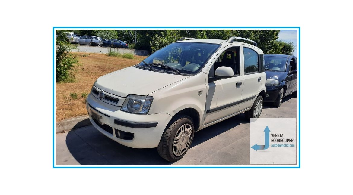 FIAT PANDA 0X del 2011 parti usate e ricambi