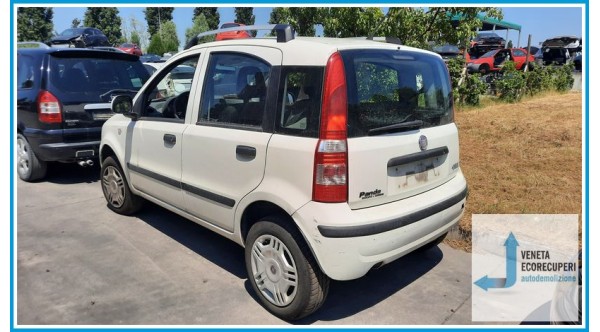FIAT PANDA 0X del 2011 parti usate e ricambi