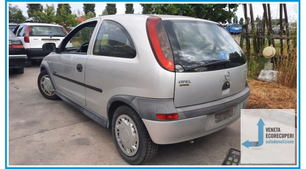 OPEL CORSA X01 del 2001 parti usate e ricambi