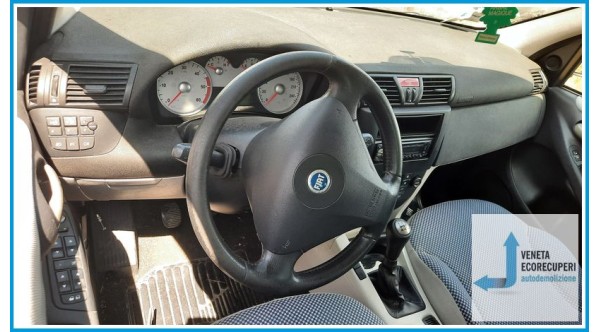 FIAT STILO 2V del 2004 parti usate e ricambi