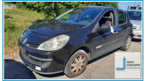 RENAULT CLIO 3a Serie  del 2007 parti usate e ricambi