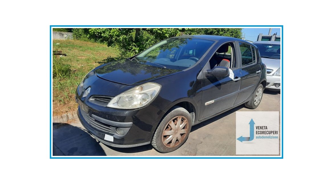 RENAULT CLIO 3a Serie  del 2007 parti usate e ricambi