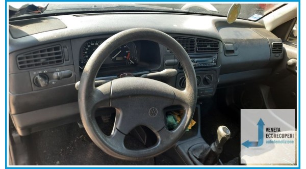 VOLKSWAGEN GOLF 1H del 1995 parti usate e ricambi