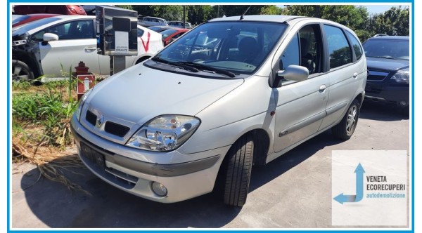 RENAULT MEGANE 1a Serie  del 2002 parti usate e ricambi