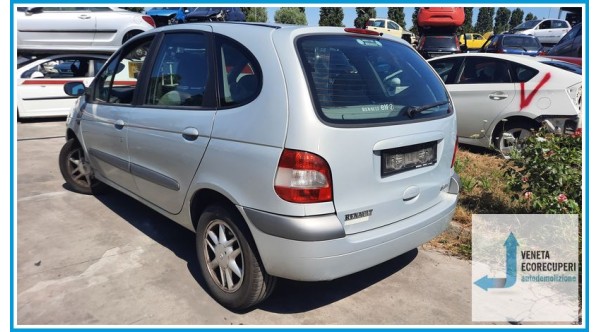 RENAULT MEGANE 1a Serie  del 2002 parti usate e ricambi