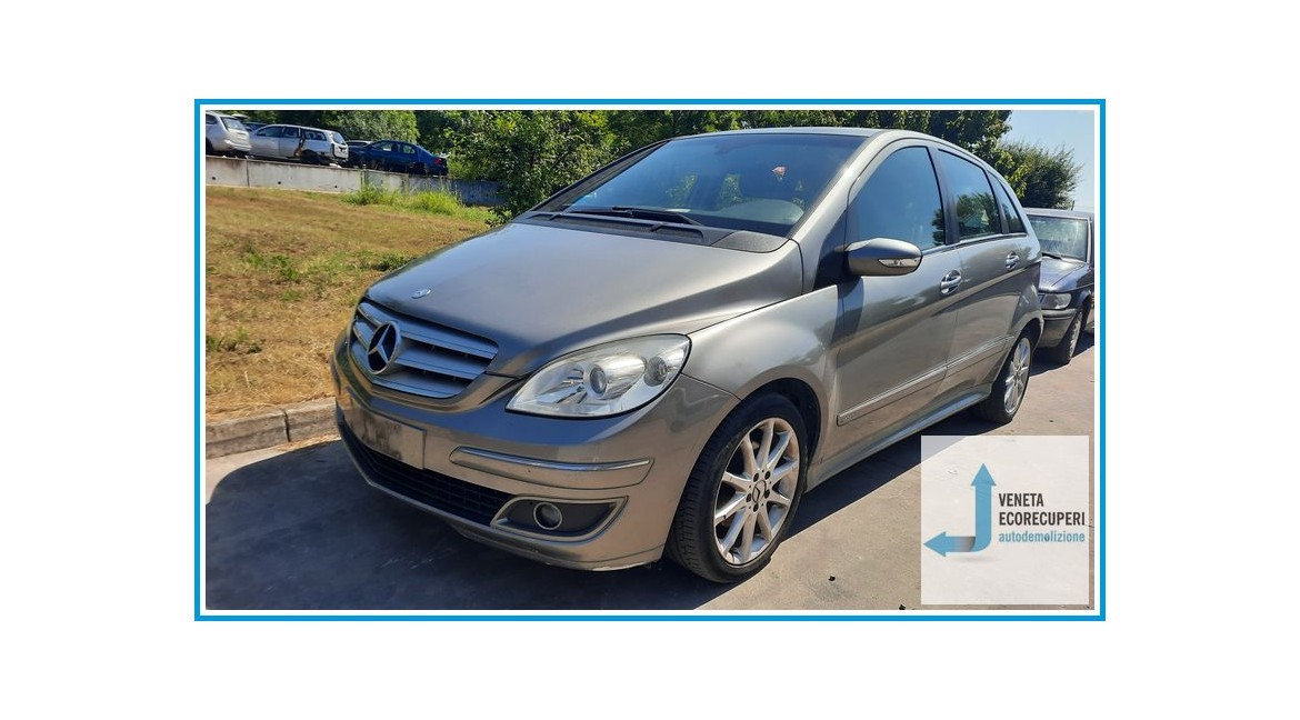 MERCEDES-BENZ Classe B T245 del 2007 parti usate e ricambi