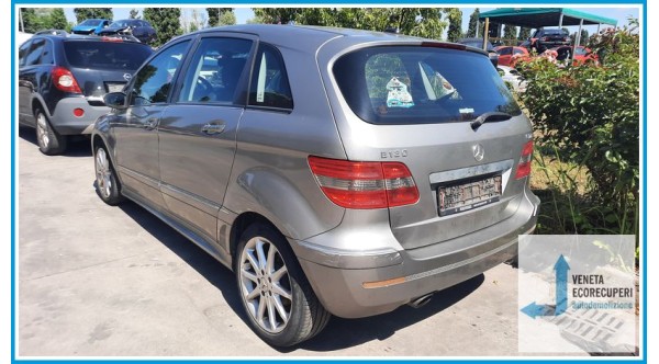 MERCEDES-BENZ Classe B T245 del 2007 parti usate e ricambi