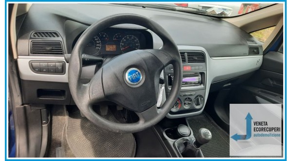 FIAT GRANDE PUNTO 2Y del 2006 parti usate e ricambi