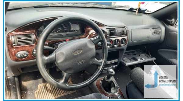 FORD ESCORT FA del 1997 parti usate e ricambi
