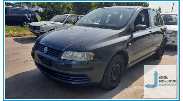 FIAT STILO 2V del 2004 parti usate e ricambi