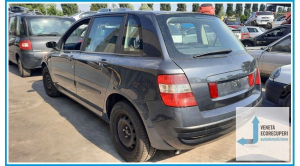 FIAT STILO 2V del 2004 parti usate e ricambi