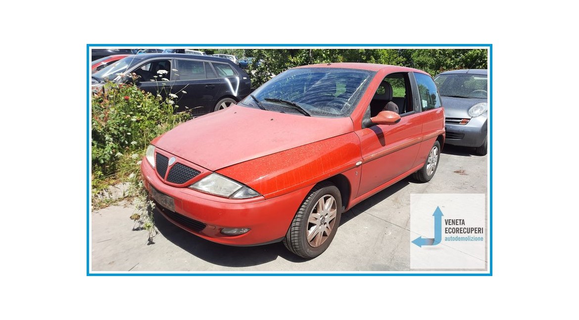 LANCIA Y  del 2003 parti usate e ricambi