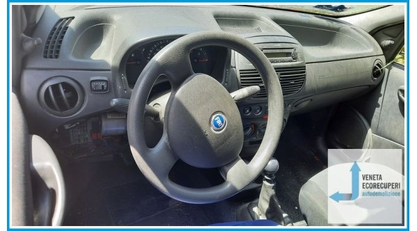 FIAT PUNTO 2U del 2005 parti usate e ricambi