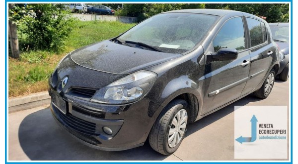 RENAULT CLIO 3a Serie  del 2007 parti usate e ricambi