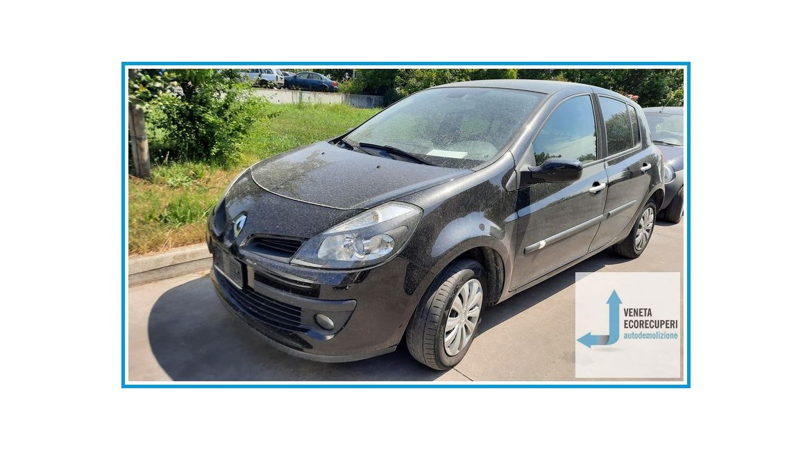 RENAULT CLIO 3a Serie  del 2007 parti usate e ricambi