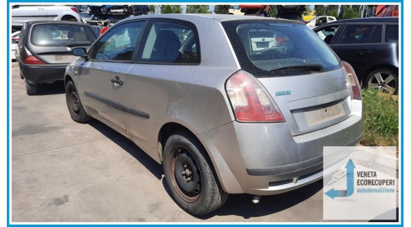 FIAT STILO 2C del 2003 parti usate e ricambi