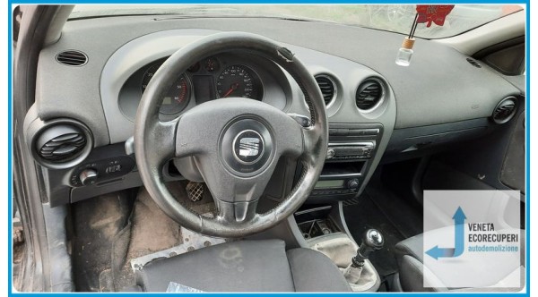 SEAT IBIZA 6L del 2002 parti usate e ricambi