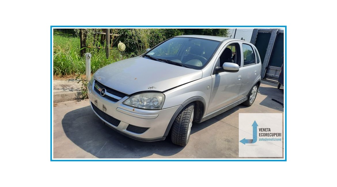 OPEL CORSA X01 del 2006 parti usate e ricambi