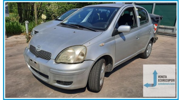 TOYOTA YARIS FRP del 2005 parti usate e ricambi