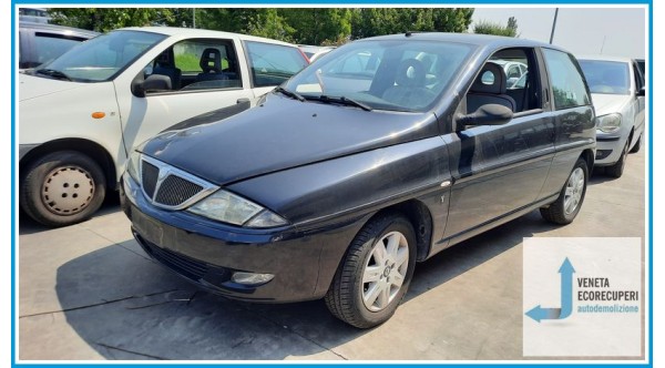 LANCIA Y  del 2003 parti usate e ricambi