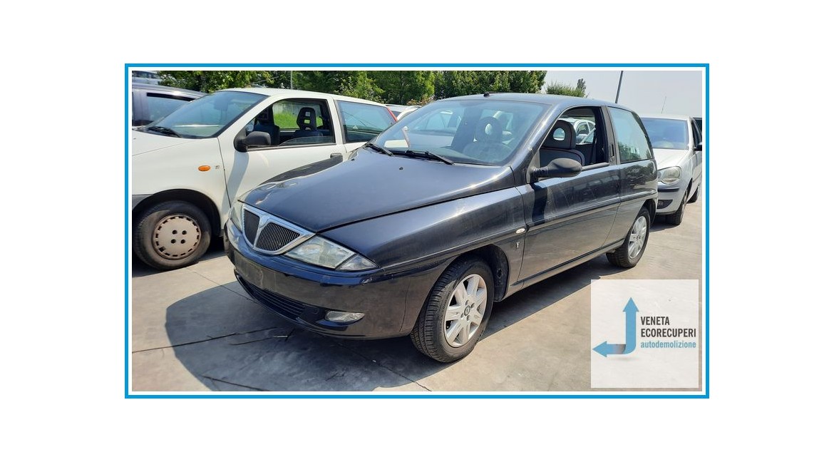 LANCIA Y  del 2003 parti usate e ricambi
