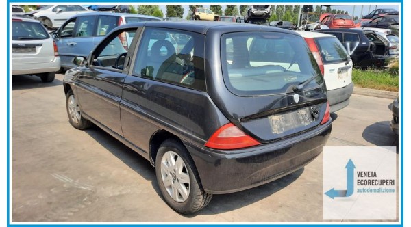 LANCIA Y  del 2003 parti usate e ricambi