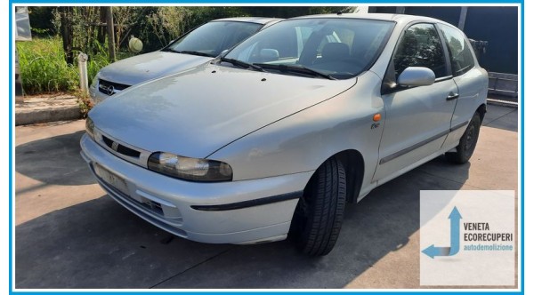 FIAT BRAVO 1L del 2000 parti usate e ricambi