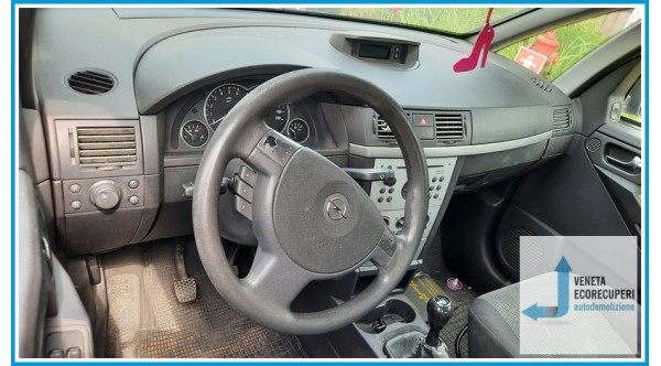 OPEL MERIVA X03 del 2004 parti usate e ricambi