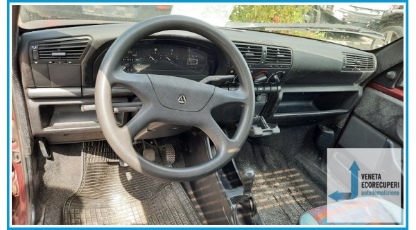 LANCIA Y 10 Autobianch del 1994 parti usate e ricambi