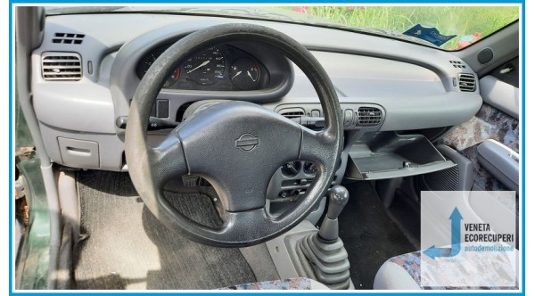 NISSAN MICRA K11E del 1998 parti usate e ricambi