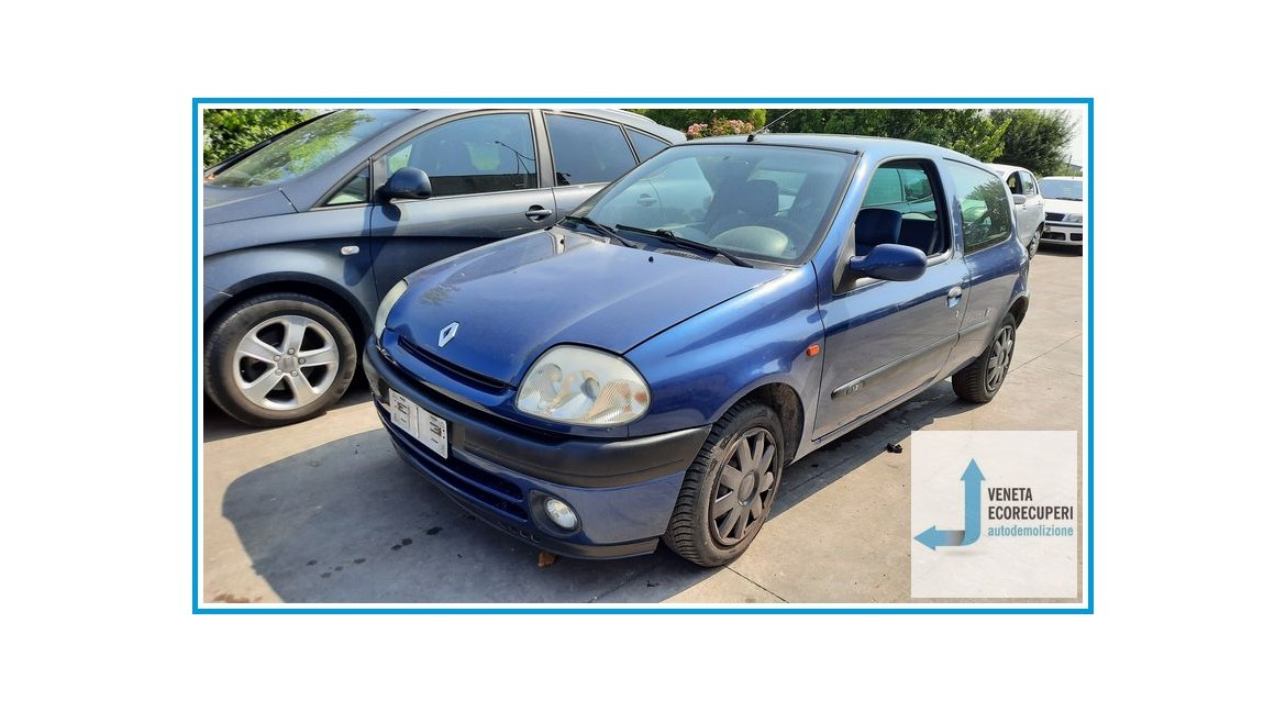 RENAULT CLIO 2a Serie  del 2000 parti usate e ricambi