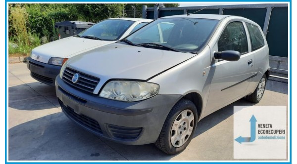 FIAT PUNTO 2U del 2005 parti usate e ricambi