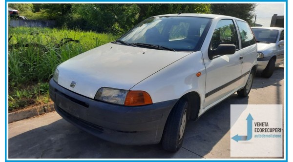 FIAT PUNTO 1a Serie  del 1998 parti usate e ricambi