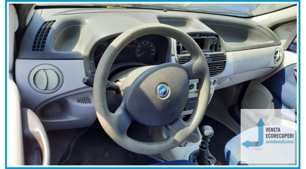 FIAT PUNTO 2U del 2003 parti usate e ricambi