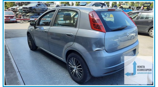 FIAT GRANDE PUNTO 2Y del 2007 parti usate e ricambi