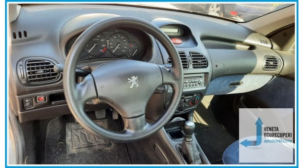 PEUGEOT 206  del 2001 parti usate e ricambi