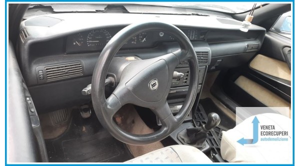 LANCIA DELTA  del 1993 parti usate e ricambi