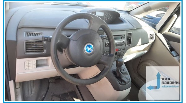 FIAT IDEA 4D/2S del 2004 parti usate e ricambi