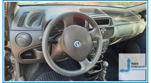 FIAT PUNTO 1a Serie  del 1997 parti usate e ricambi