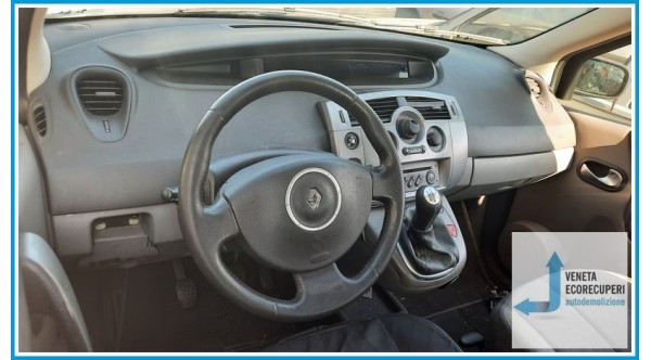 RENAULT SCENIC 2a Serie  del 2007 parti usate e ricambi