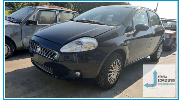 FIAT GRANDE PUNTO 4C del 2009 parti usate e ricambi