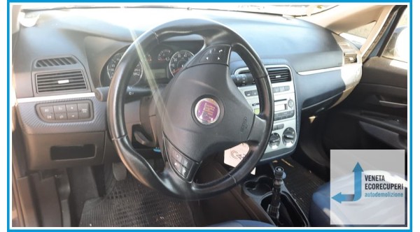 FIAT GRANDE PUNTO 4C del 2009 parti usate e ricambi