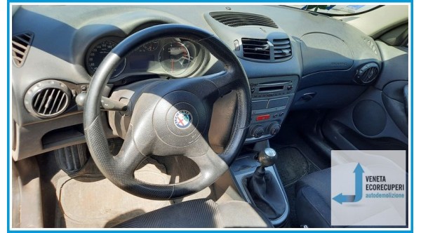 ALFA ROMEO 147 W8 del 2006 parti usate e ricambi