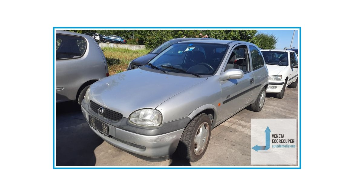 OPEL CORSA S93 del 1999 parti usate e ricambi
