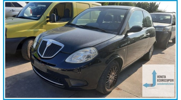 LANCIA YPSILON TE del 2007 parti usate e ricambi